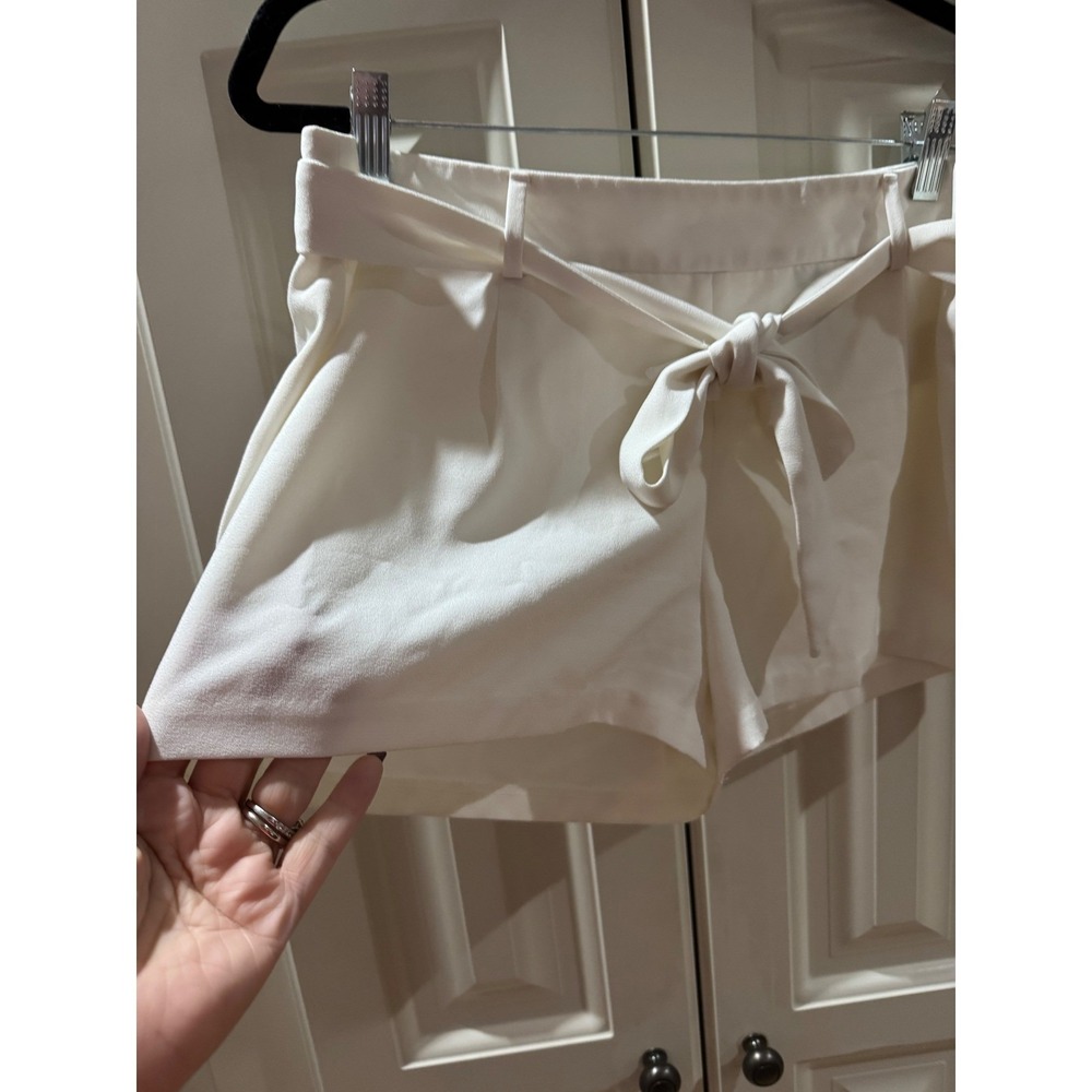 Express Women's Cream Tie Waist Shorts Size 10 Career Casual Party Mean‎ Girls - Picture 7 of 13